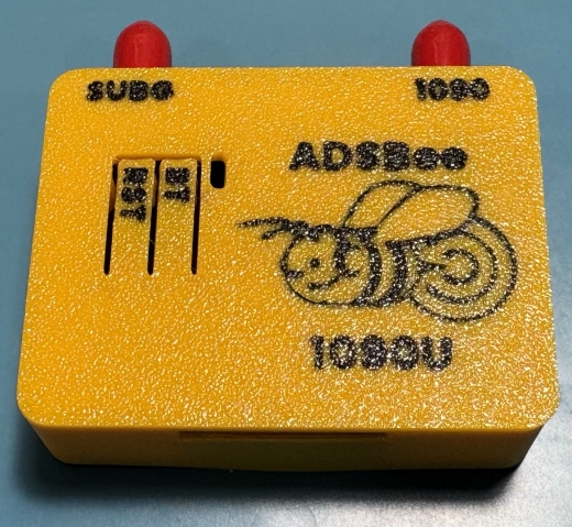 ADSBee 1090U – Gehäuse mit Dual-SMA